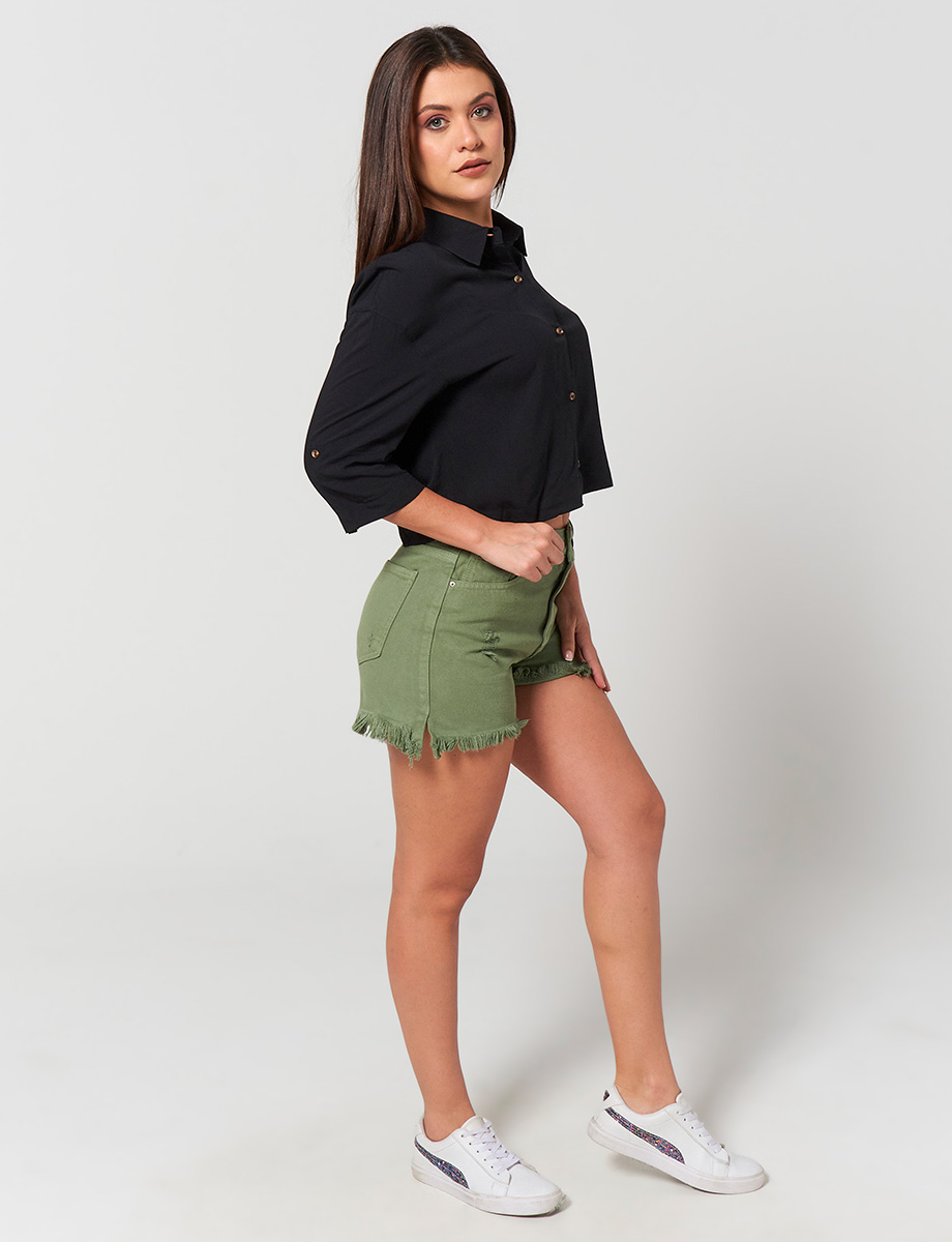 Short Rotos y Flecos Verde militar