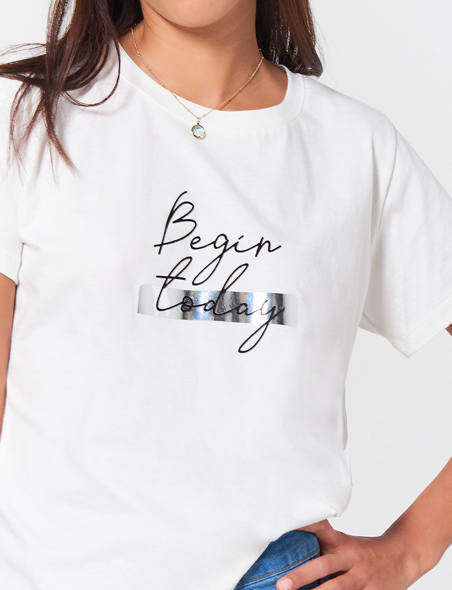 Camiseta Begin Today Crudo