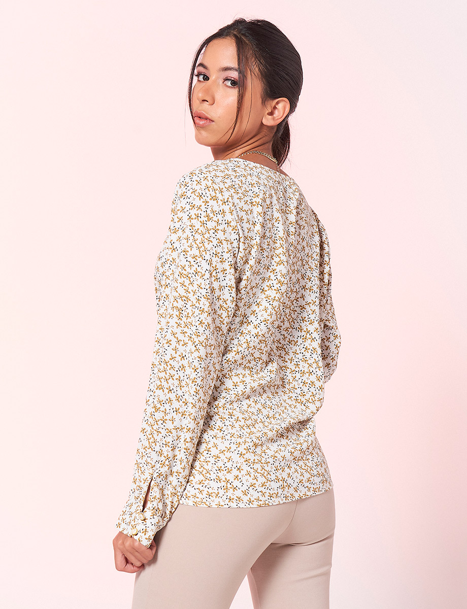 Blusa Manga Larga Floreada