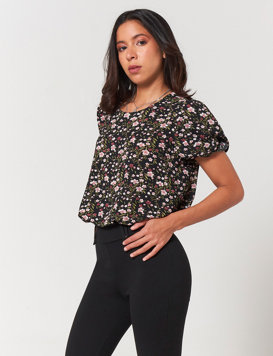 Blusa Floreada Negra