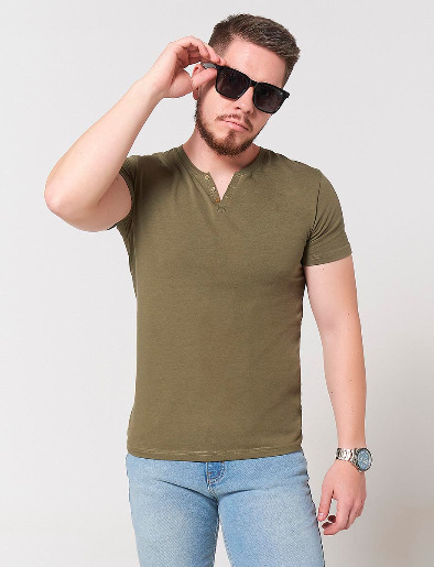 Camiseta Cuello Henley Verde Militar