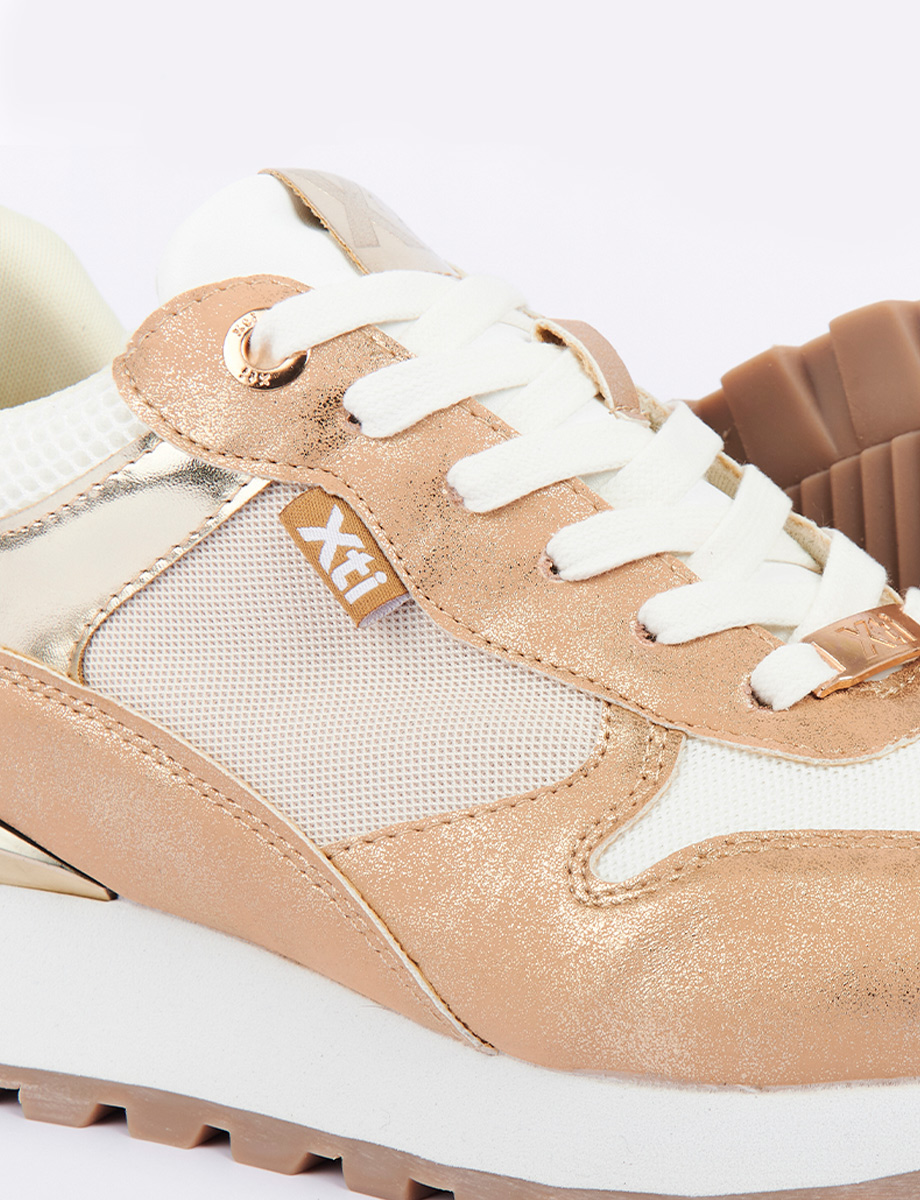 Mocasín Camel con Cordones