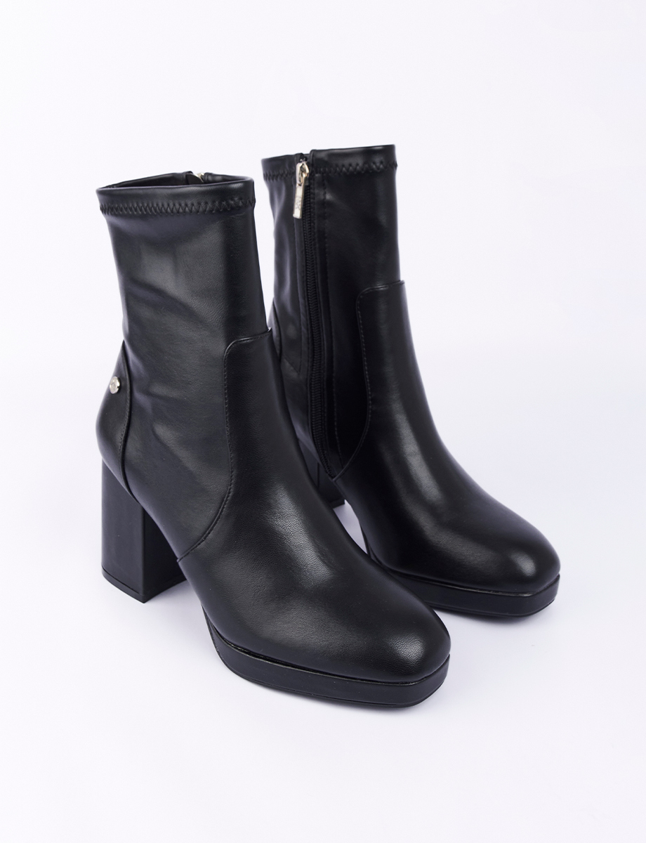 Bota Taco cuadrado Negro