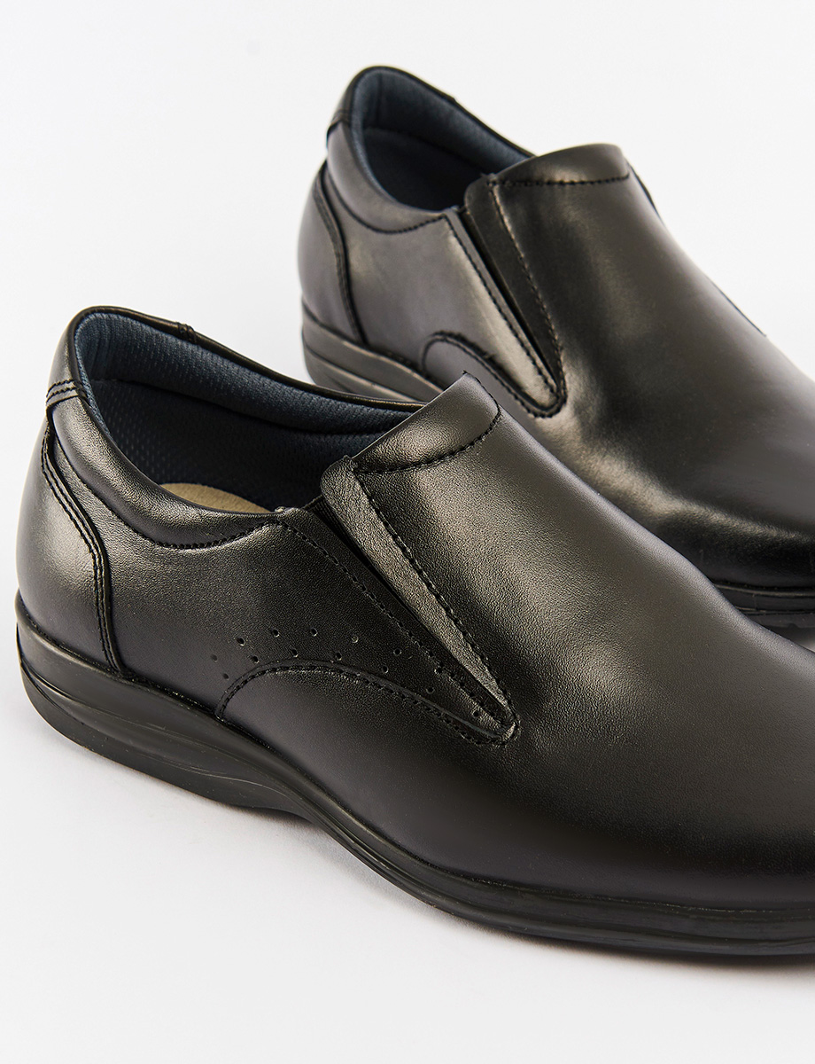 Zapato Escolar Negro