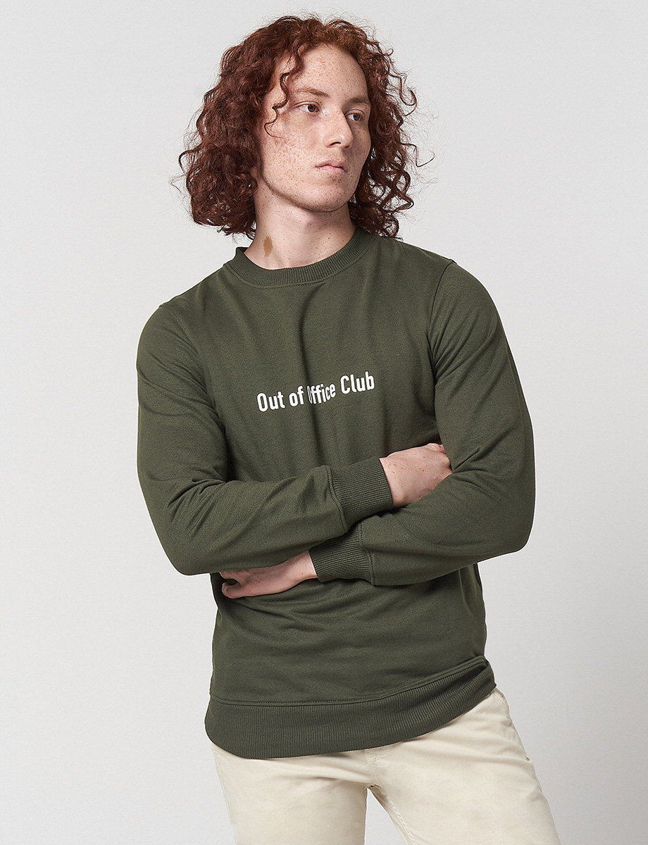 Buzo estampado verde Militar