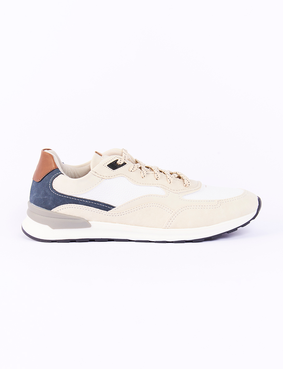 Sneaker con Cordones Combinado