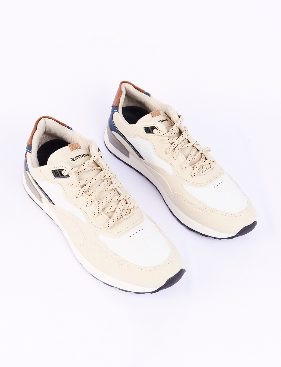 Sneaker con Cordones Combinado