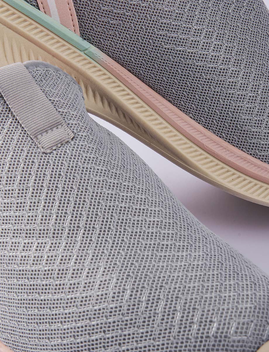 Mocasín Slip On Gris