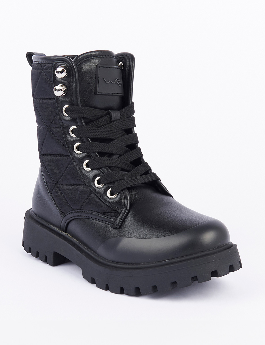 Bota Con Textura Negro