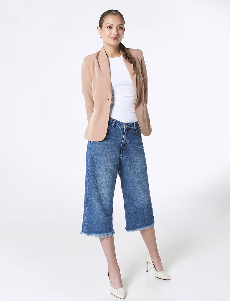Jean Capri Desflecado en Bajo Azul