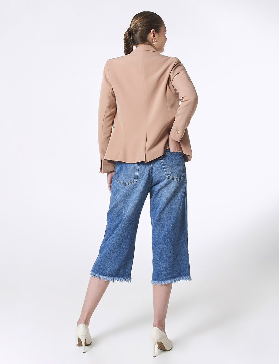 Jean Capri Desflecado en Bajo Azul