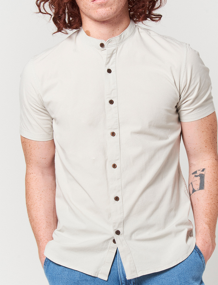 Camisa Cuello Mao Beige