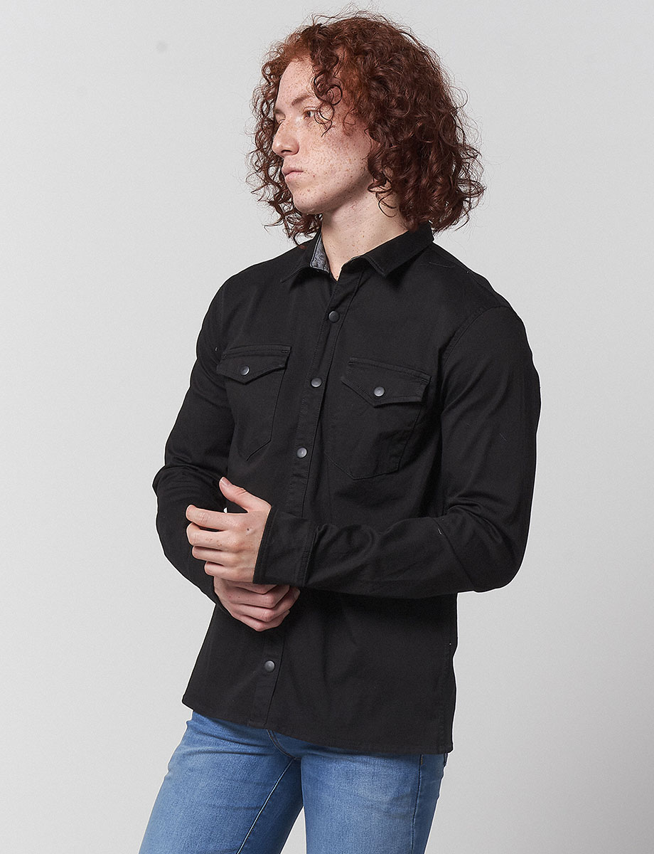 Camisa con Broches Negro