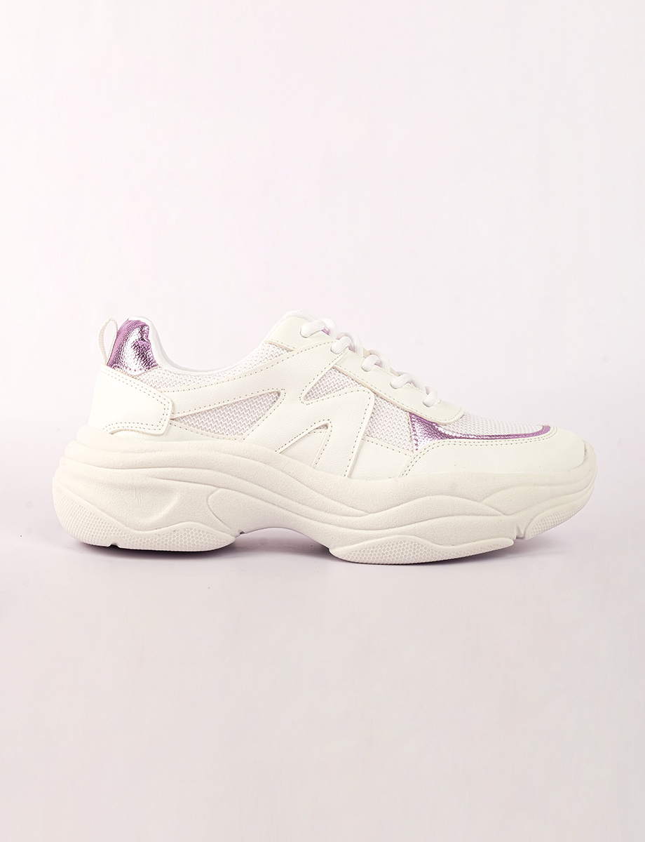 Sneaker Blanco con Cordones