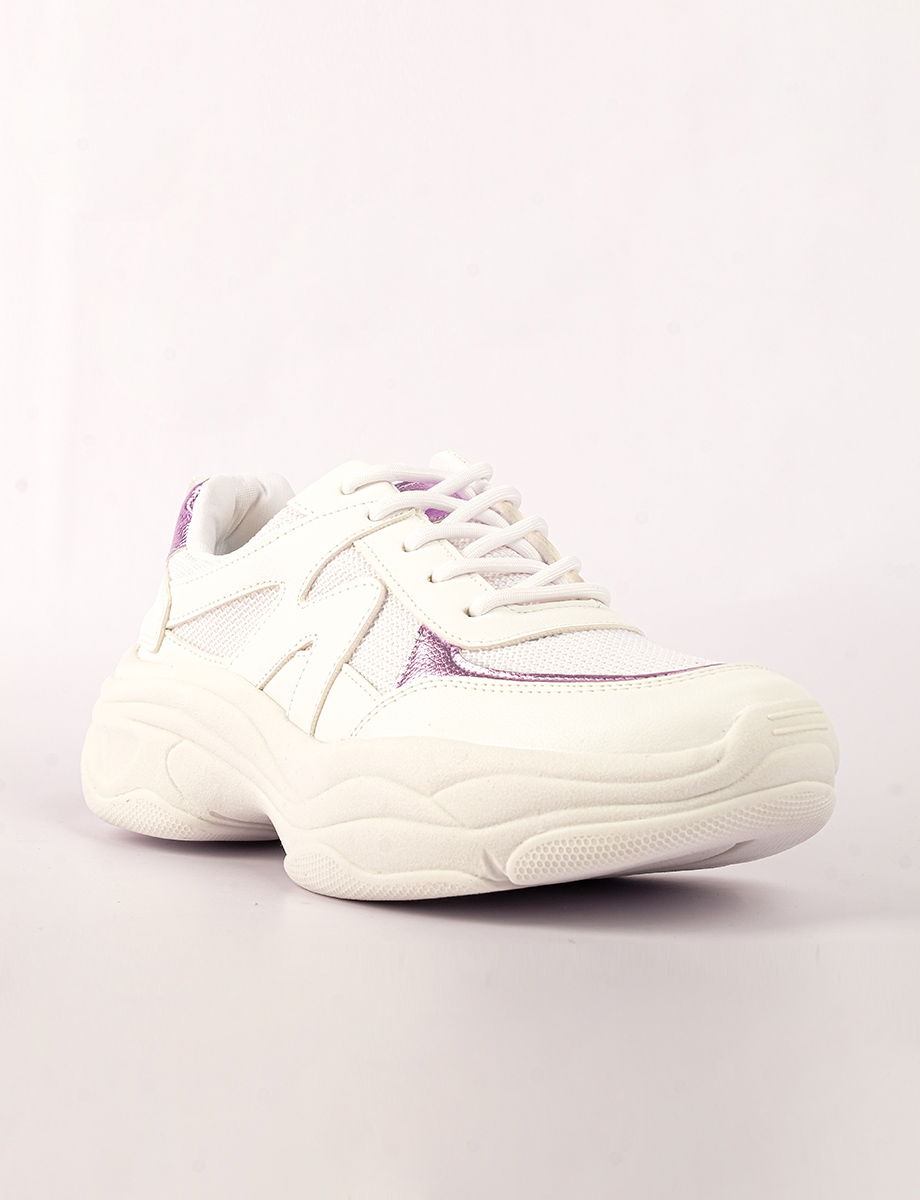 Sneaker Blanco con Cordones