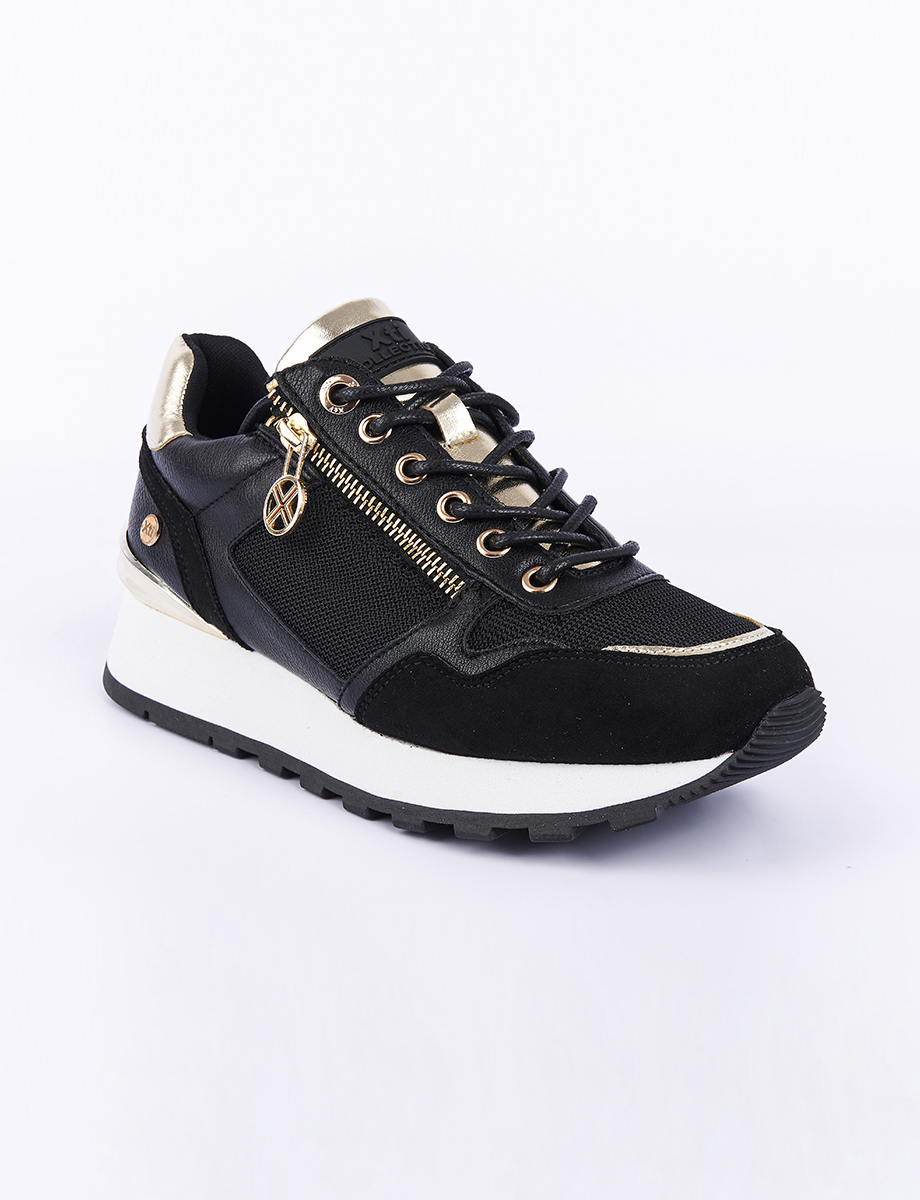 Sneakers Combinado Negro/Dorado | Xti