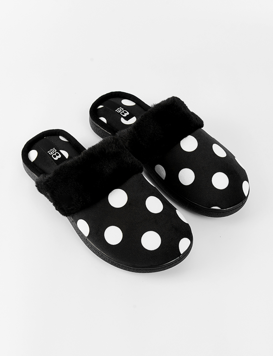 Pantuflas Negras Afelpada