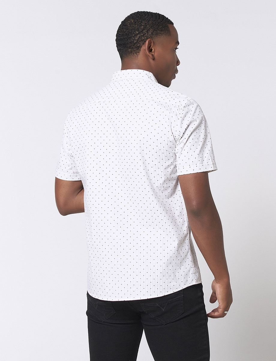 Camisa Prints Figuras Unicolor