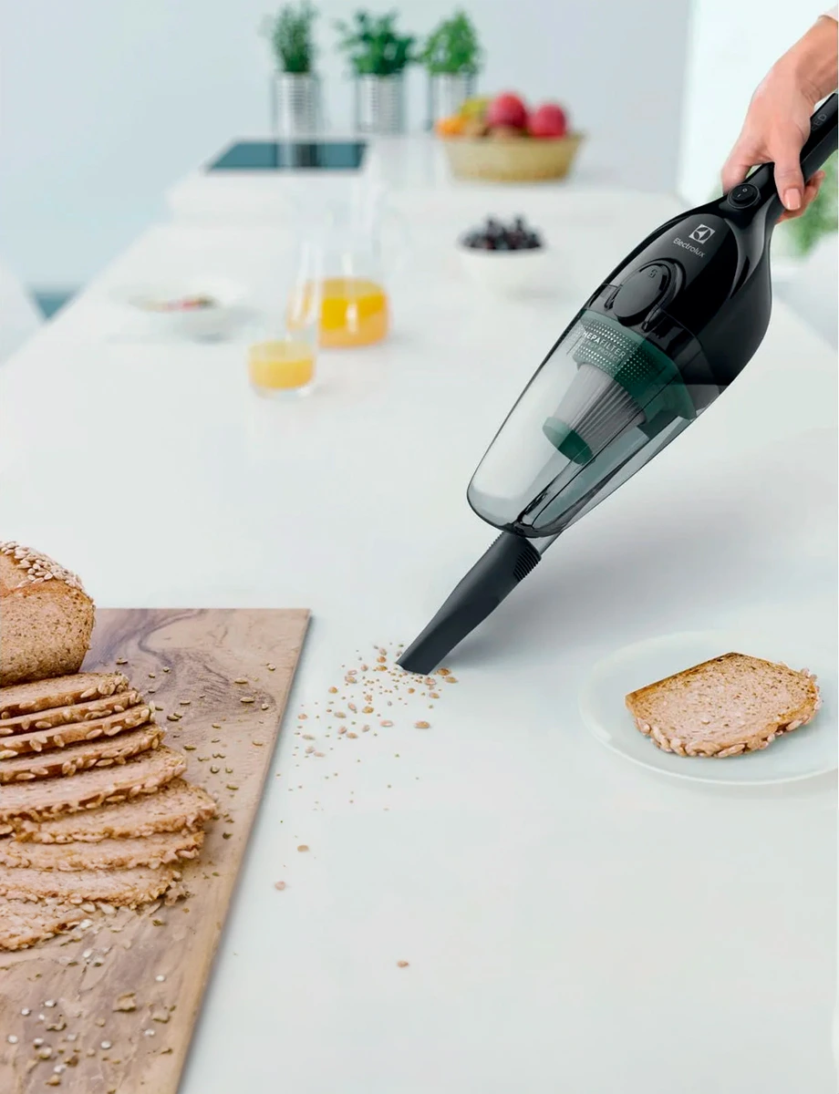 Aspiradora Vertical 2 en 1 | Electrolux