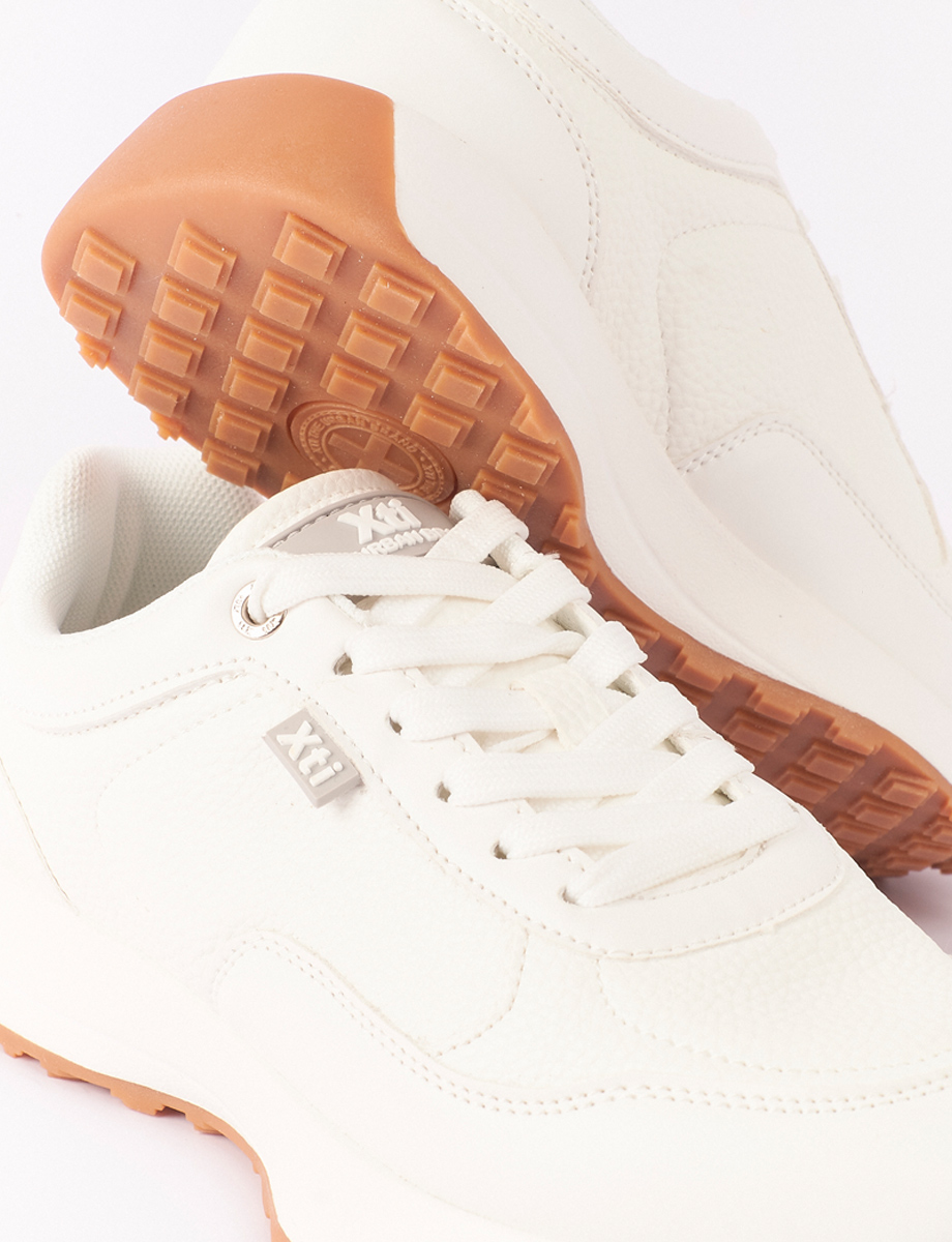 Sneaker Blanco con Cordones