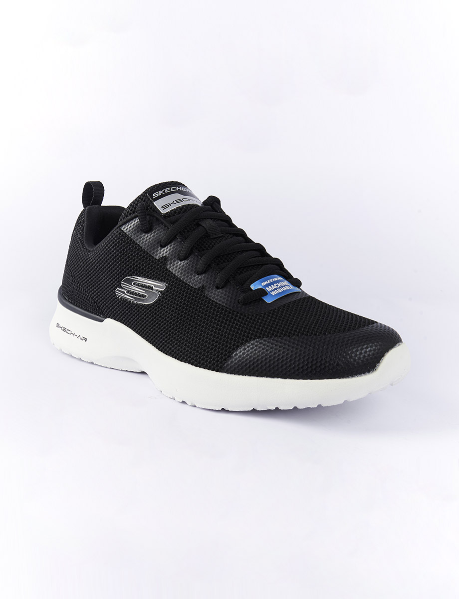 Sneaker Negro con Cordones