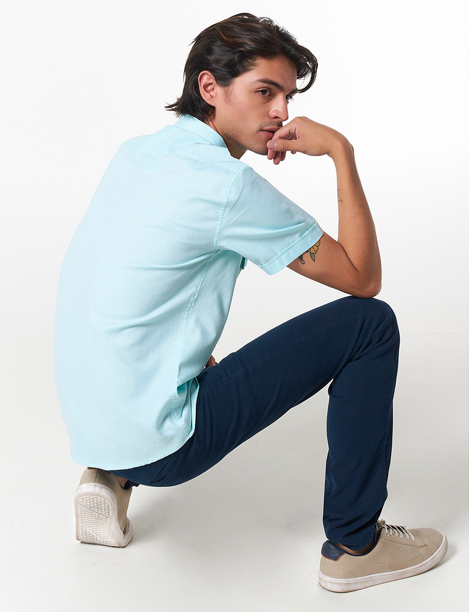 Camisa Verde Menta con Bolsillos