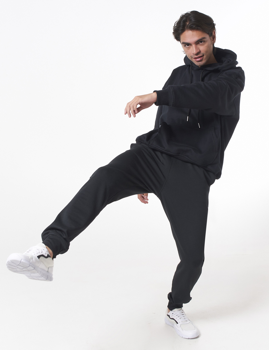 Chompa con Capucha Oversize Negro