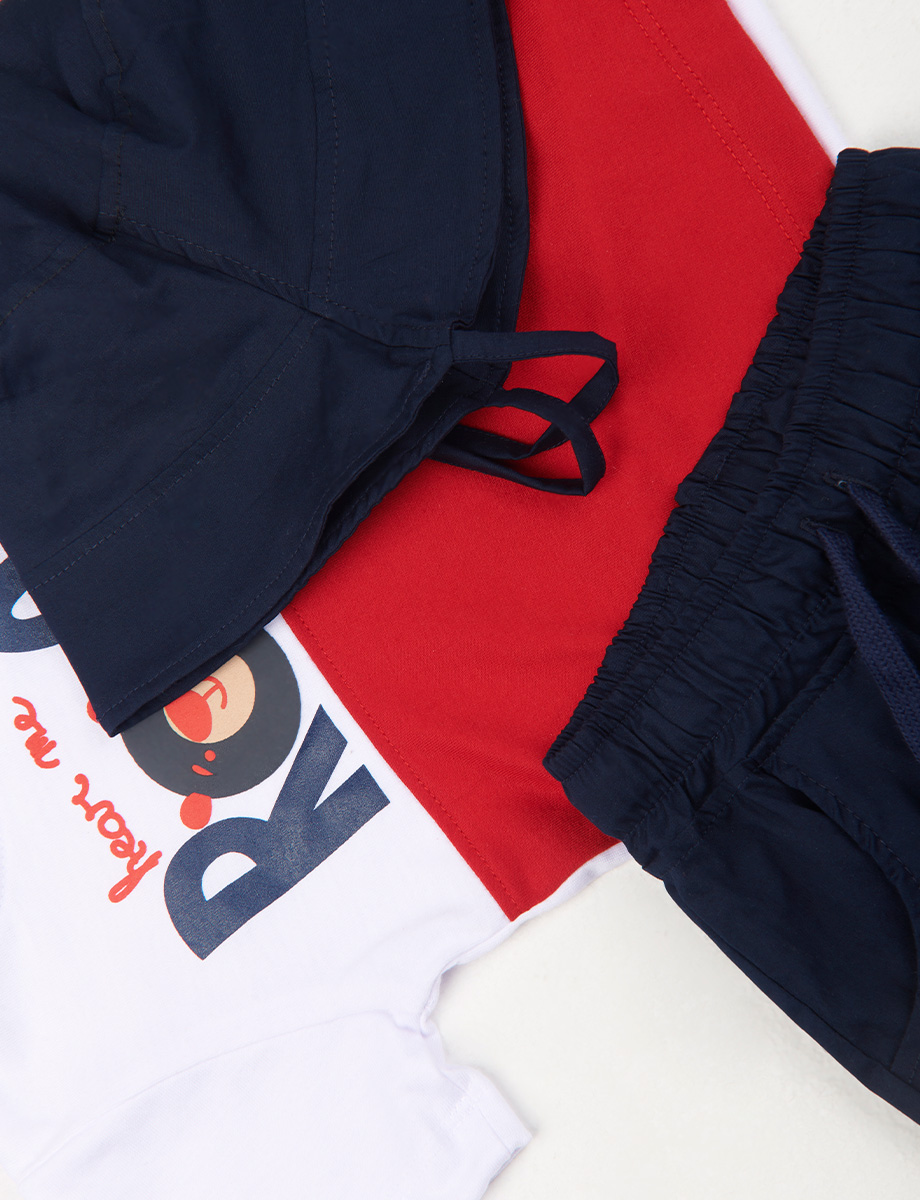 Conjunto Camiseta + Bermuda + Gorro Roar