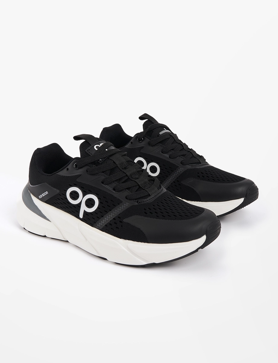 Sneaker con Cordones Negro | OP