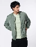 Chompa Bomber Unicolor Hombre – Estilo juvenil para looks urbanos