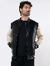Chompa Bomber Cuero Negro Hombre – Estilo urbano con actitud moderna