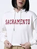 Buzo Sacramento Crudo Mujer – Abrigo cómodo con estilo casual