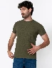 Camiseta Textura Verde Oliva Hombre – Estilo casual con detalle visual