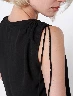 Top Llano Negro Mujer – Imprescindible para outfits versátiles
