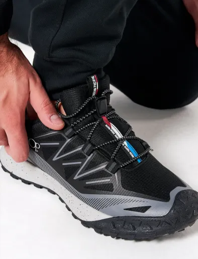 Sneakers con Cordones Negro | OP
