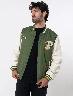 Chompa Bomber Verde Hombre – Estilo deportivo con toque vibrante