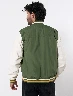 Chompa Bomber Verde Hombre – Estilo deportivo con toque vibrante