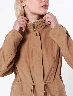 Chaqueta Larga Camel Mujer – Distinción que eleva tu presencia