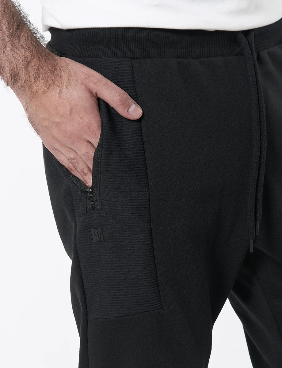 Jogger Deportivo Negro