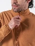 Chaqueta Camel con Cuello Alto