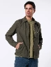 Chaqueta Bolsillos Verde Oliva Hombre – Diseño casual con estilo moderno