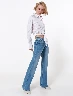 Jean Flare Celeste Claro Mujer – Silueta retro con frescura