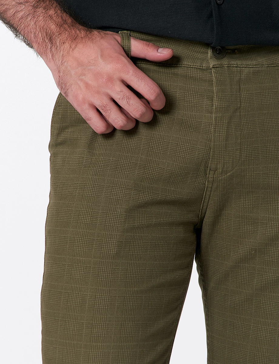 Pantalón a Cuadros Verde Oliva