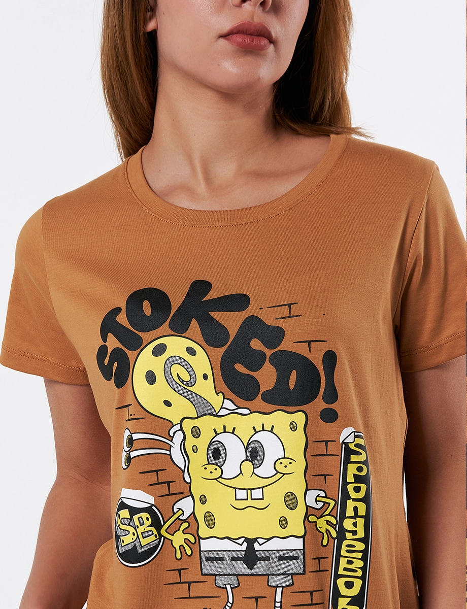 Camiseta Bob Esponja Café Claro
