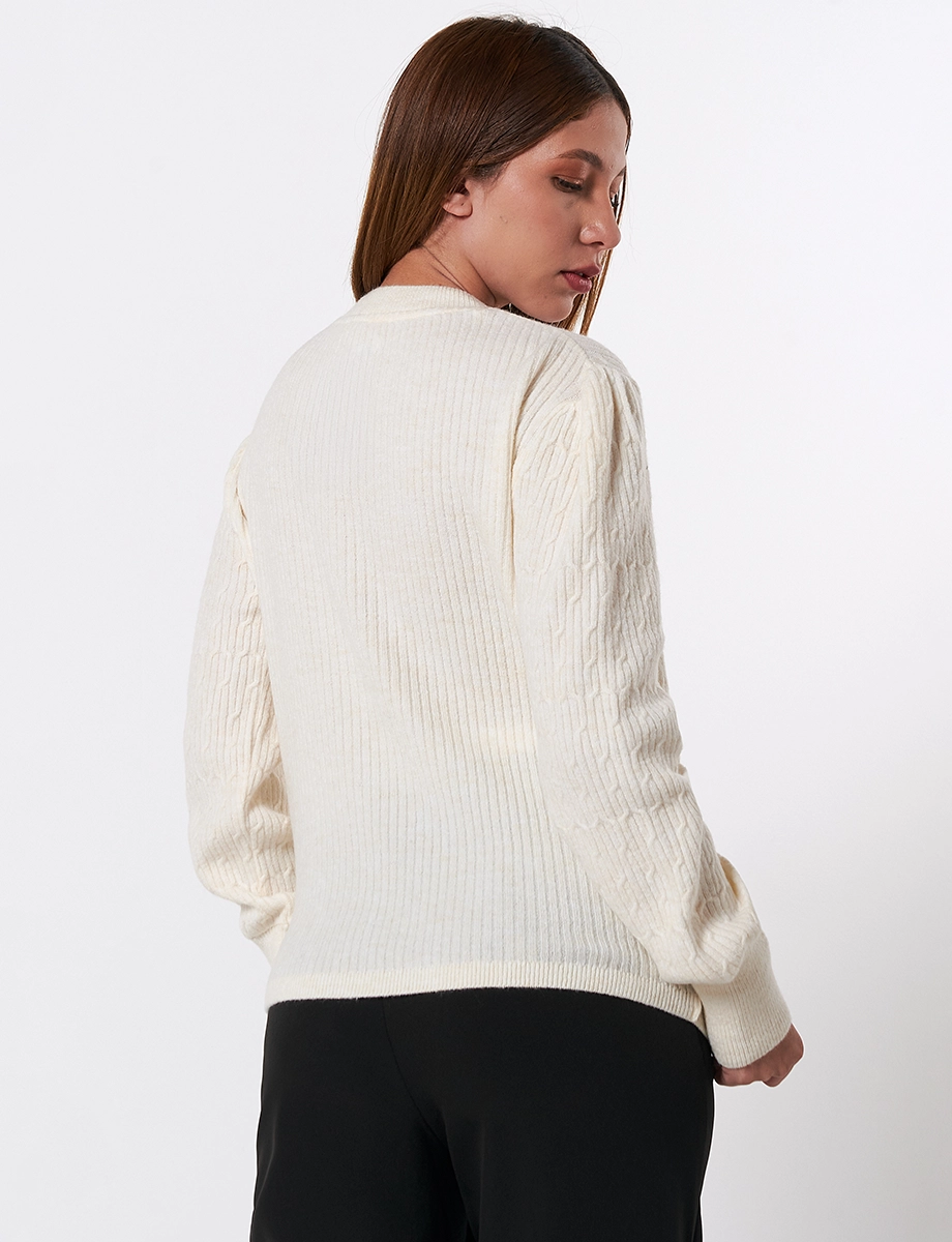Sweater con Textura Crudo