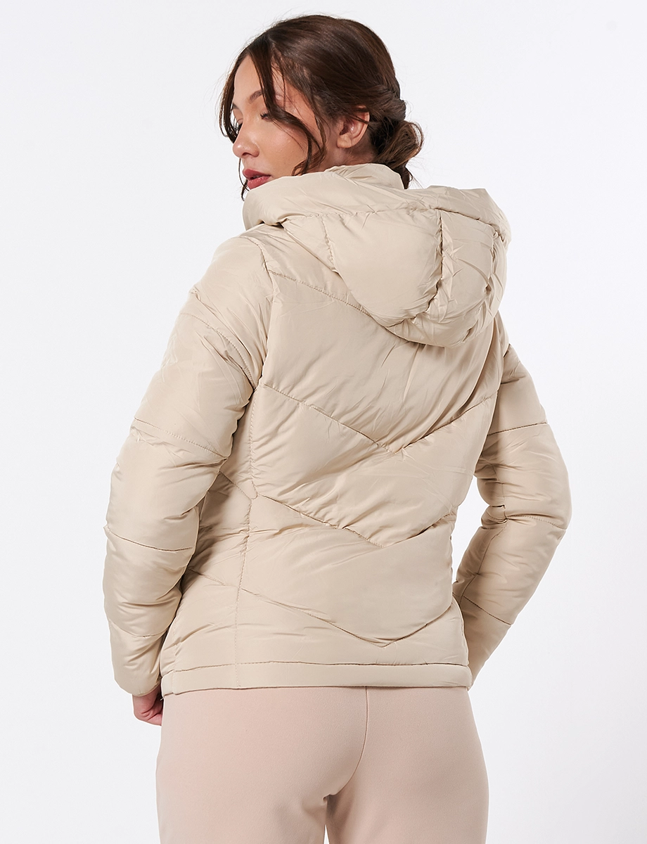 Chompa con Capucha Beige