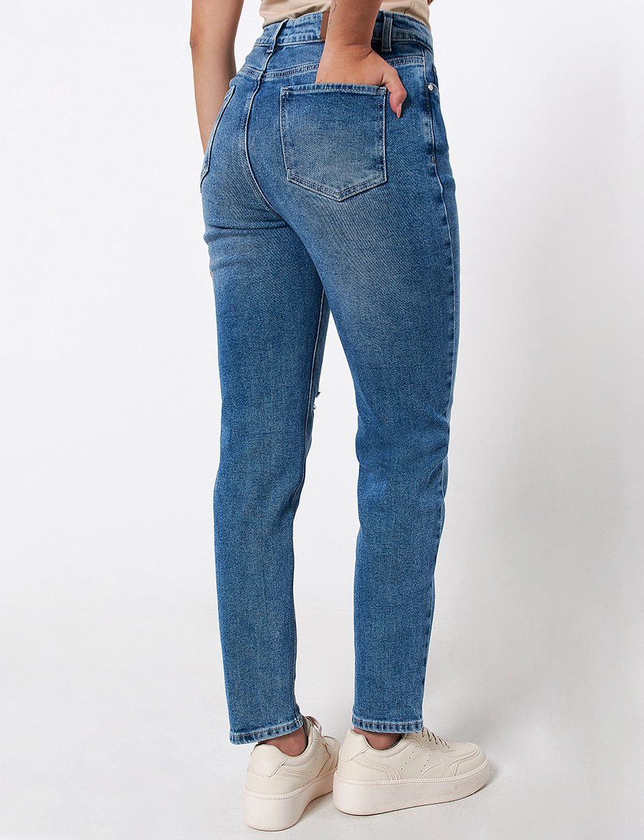 Jean Mom Fit Azul