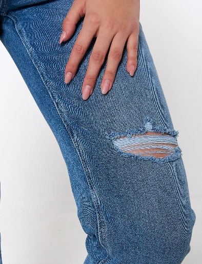 Jean Mom Fit Azul