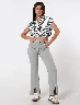Jean Flare Gris Claro Mujer – Estilo contemporáneo y cómodo