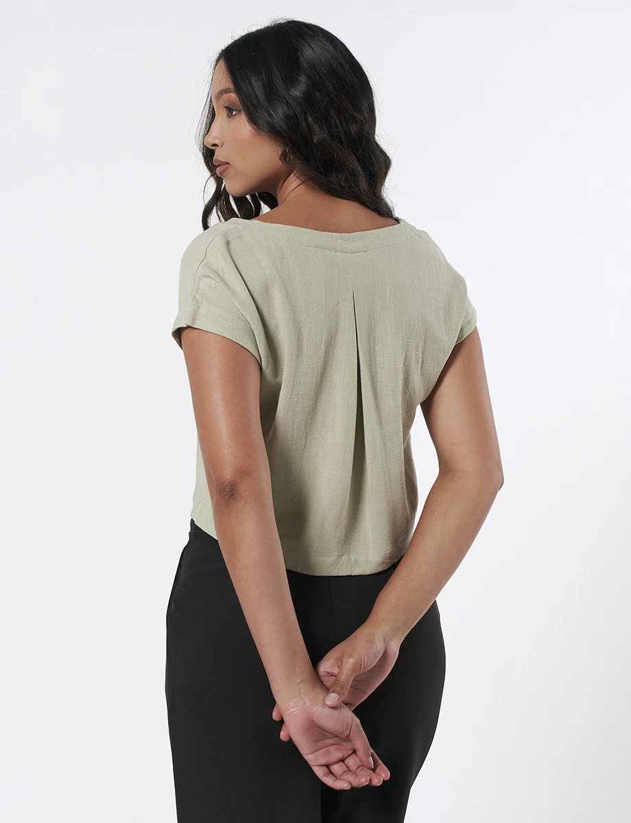Blusa Verde Oliva Corta